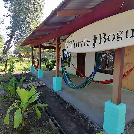 Hotel Casa turtle Bogue à Tortuguero Extérieur photo