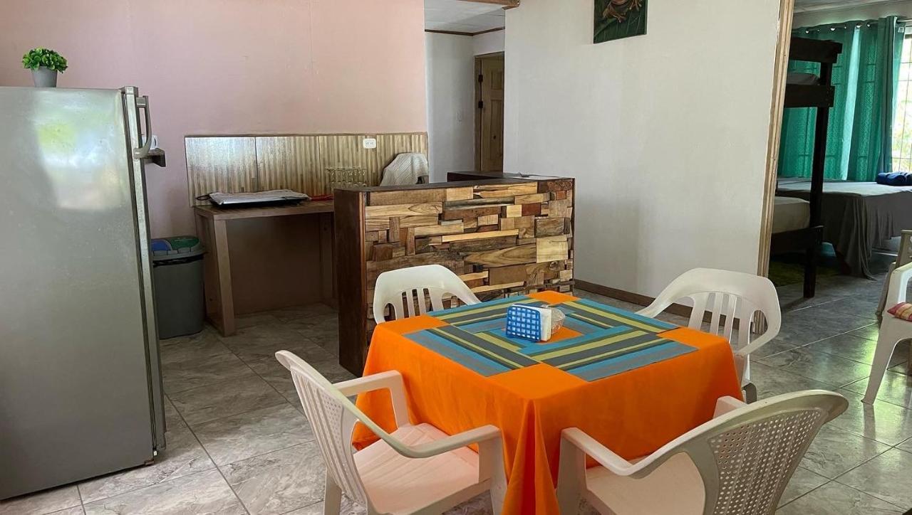 Hotel Casa turtle Bogue à Tortuguero Extérieur photo